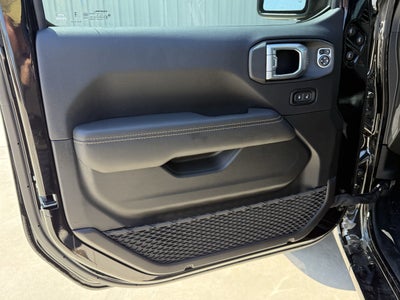 2025 Jeep Wrangler WRANGLER 4-DOOR SAHARA