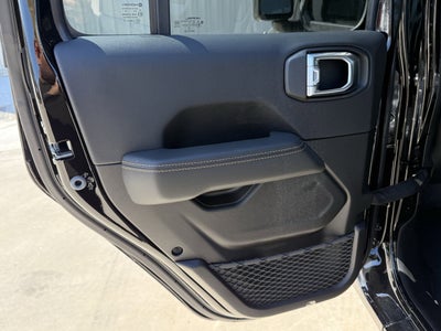 2025 Jeep Wrangler WRANGLER 4-DOOR SAHARA