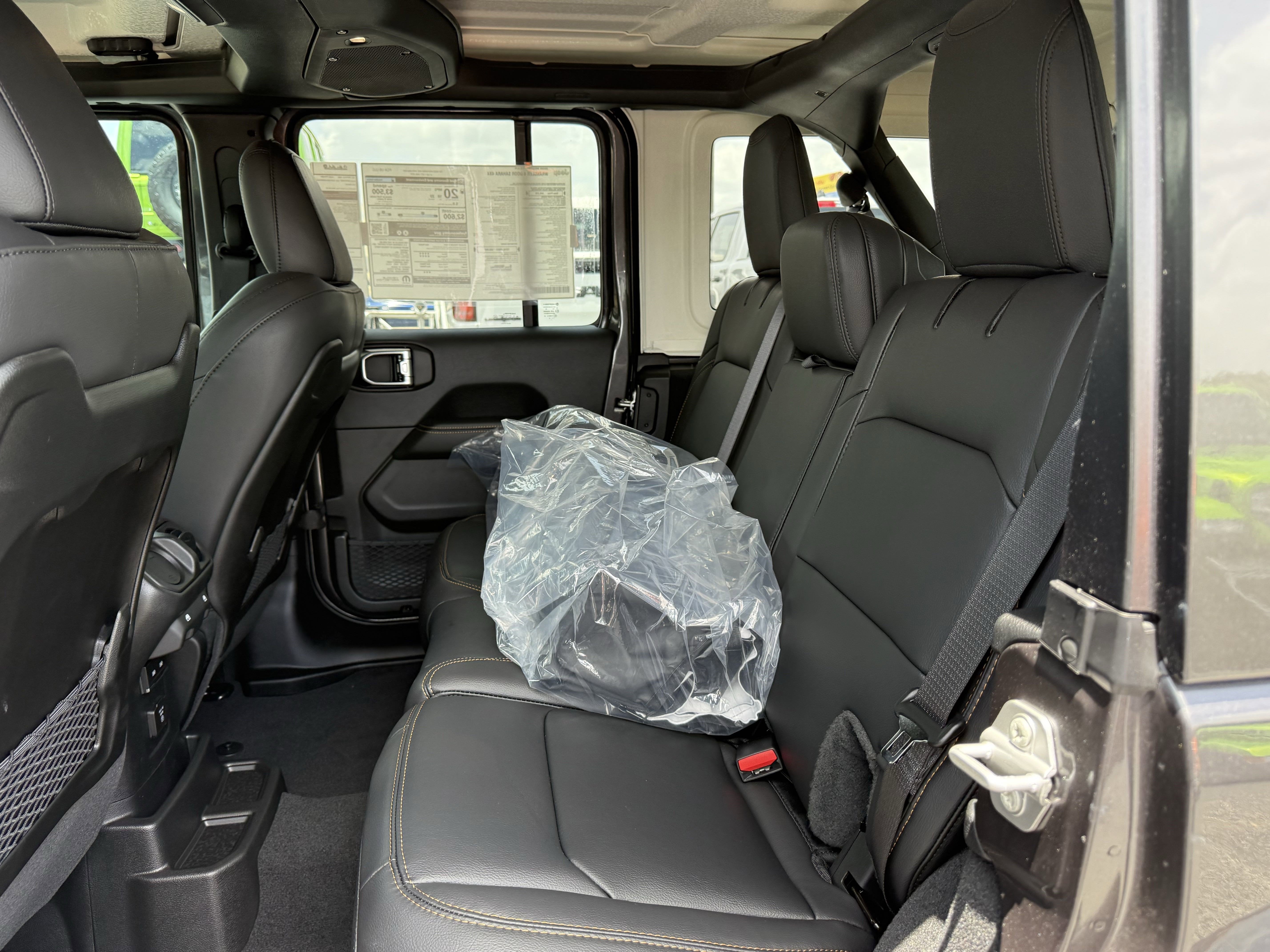 2025 Jeep Wrangler WRANGLER 4-DOOR SAHARA