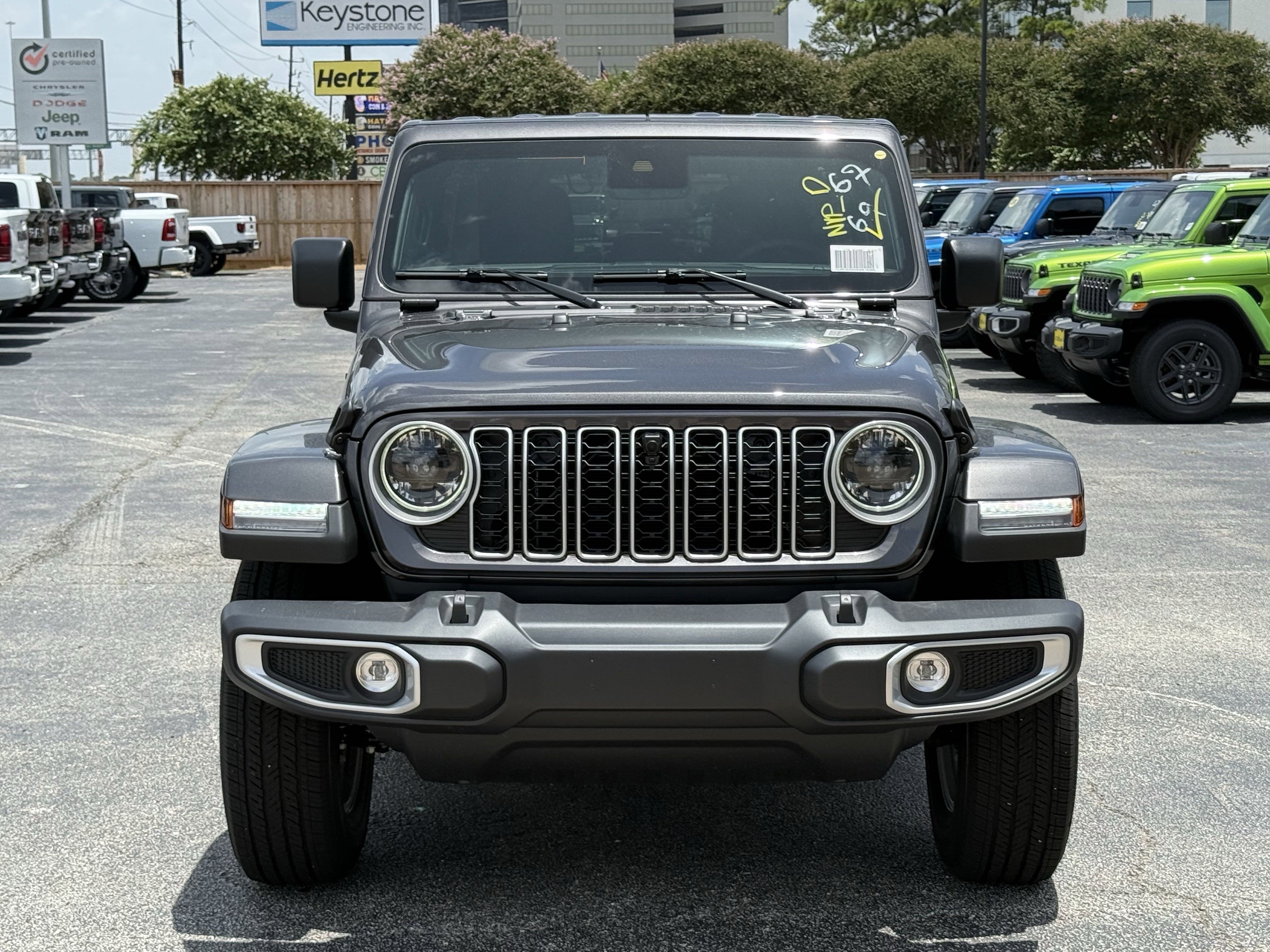 2025 Jeep Wrangler WRANGLER 4-DOOR SAHARA