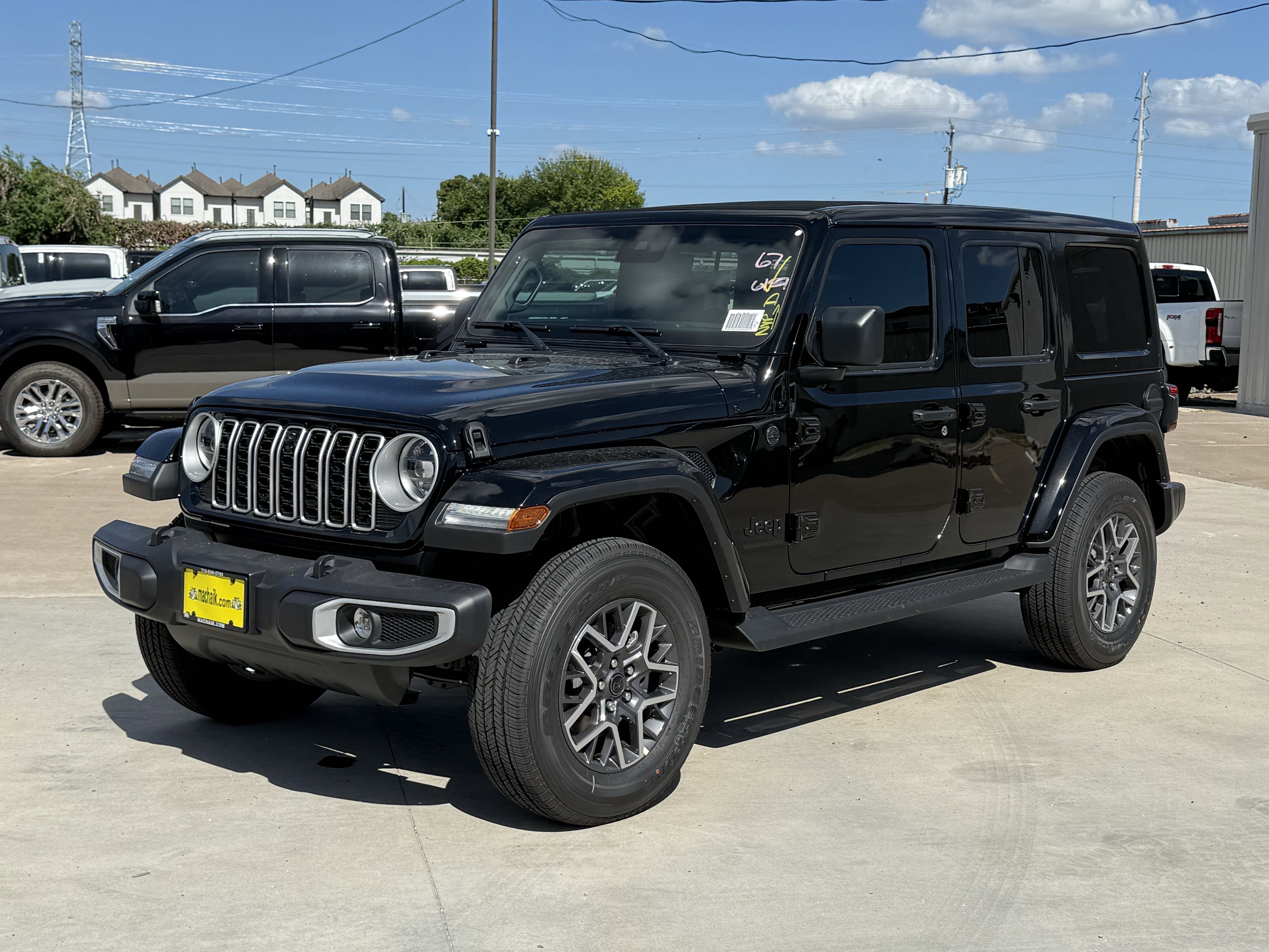 2025 Jeep Wrangler WRANGLER 4-DOOR SAHARA