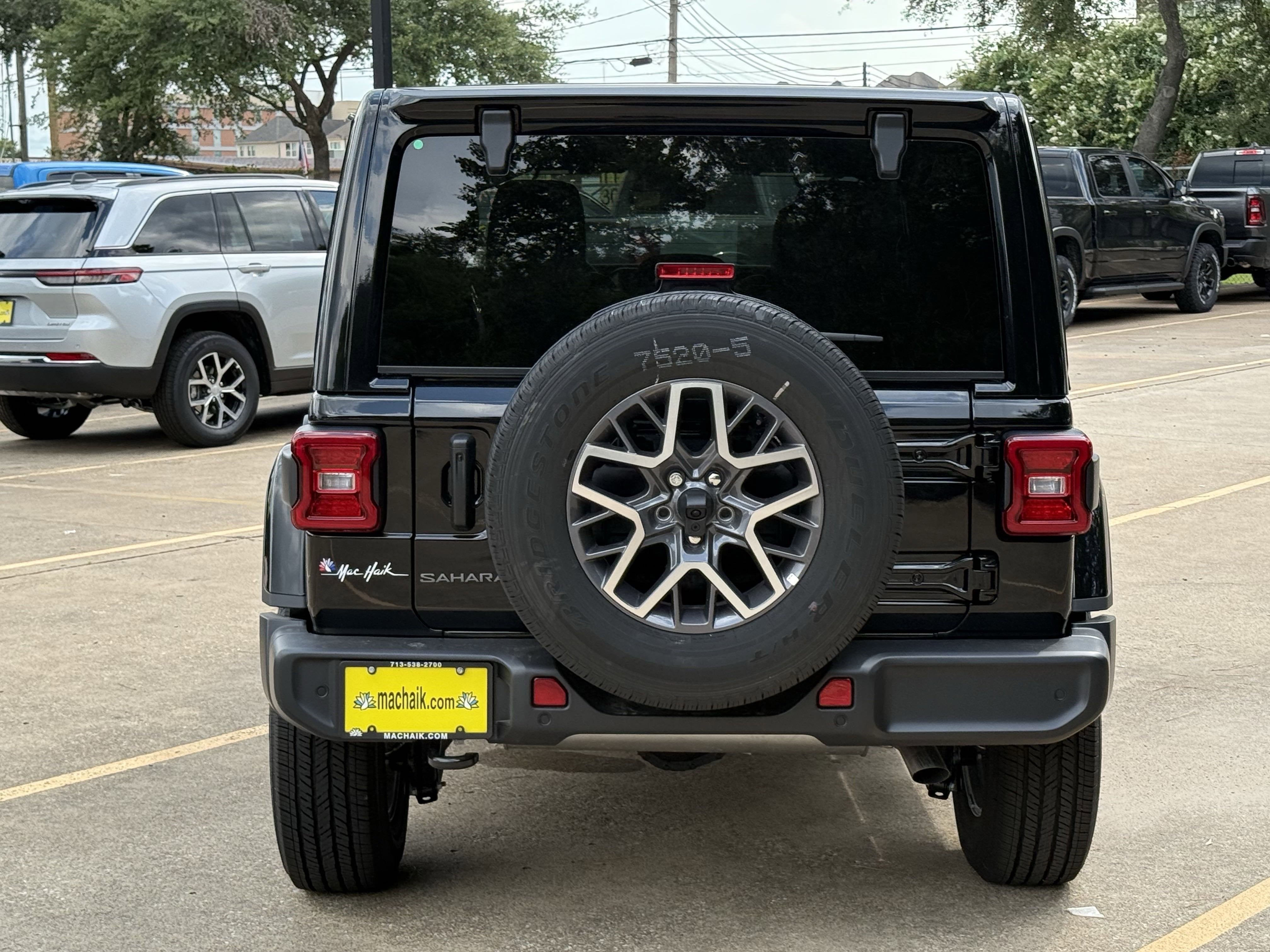 2025 Jeep Wrangler WRANGLER 4-DOOR SAHARA