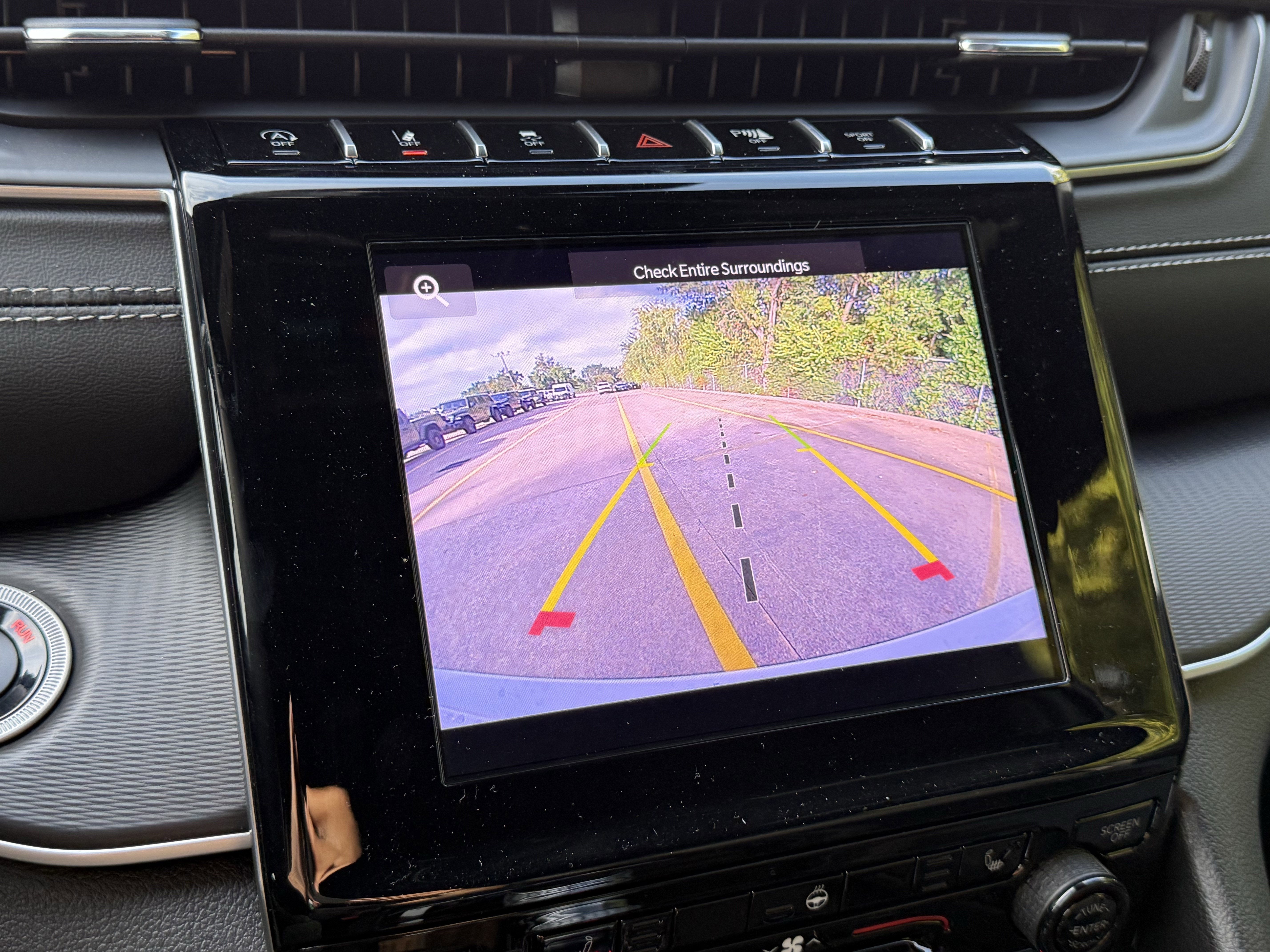 2025 Jeep Grand Cherokee GRAND CHEROKEE LAREDO 4X2