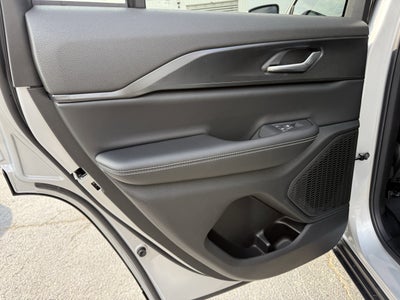 2025 Jeep Grand Cherokee GRAND CHEROKEE LAREDO X 4X2