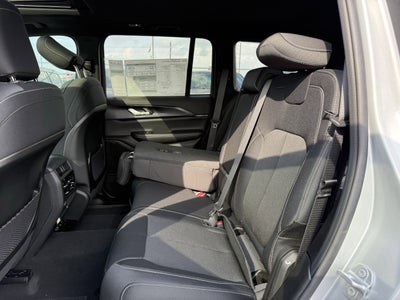 2025 Jeep Grand Cherokee GRAND CHEROKEE LAREDO X 4X2