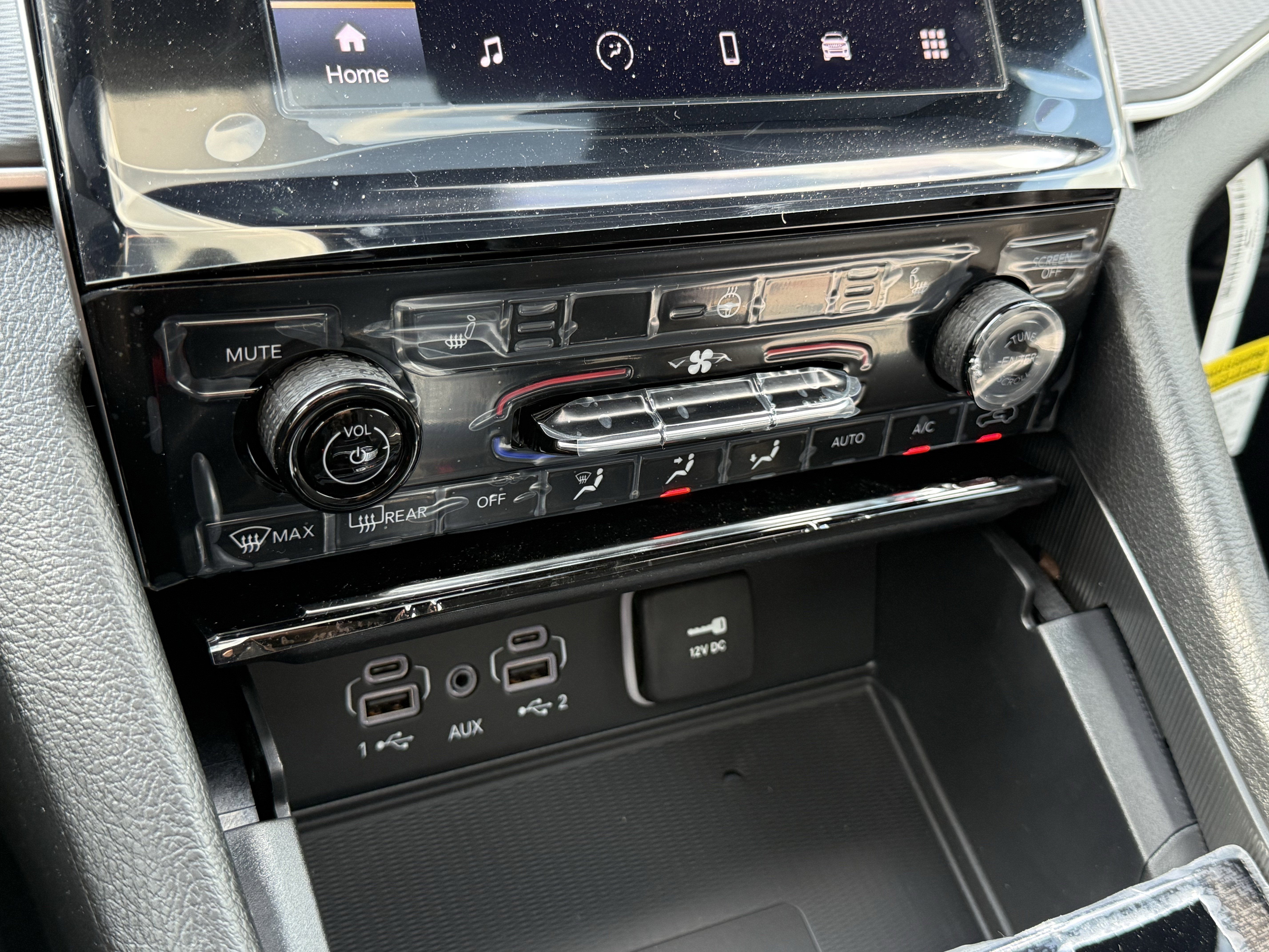 2025 Jeep Grand Cherokee GRAND CHEROKEE LAREDO X 4X2