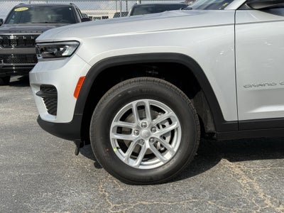 2025 Jeep Grand Cherokee GRAND CHEROKEE LAREDO X 4X2