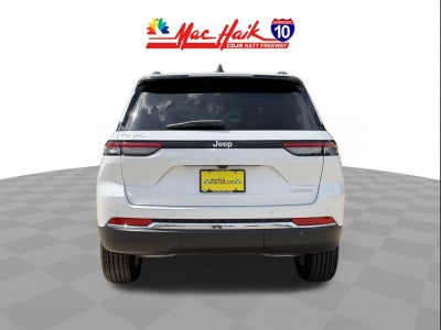 2026 Jeep Grand Cherokee Laredo