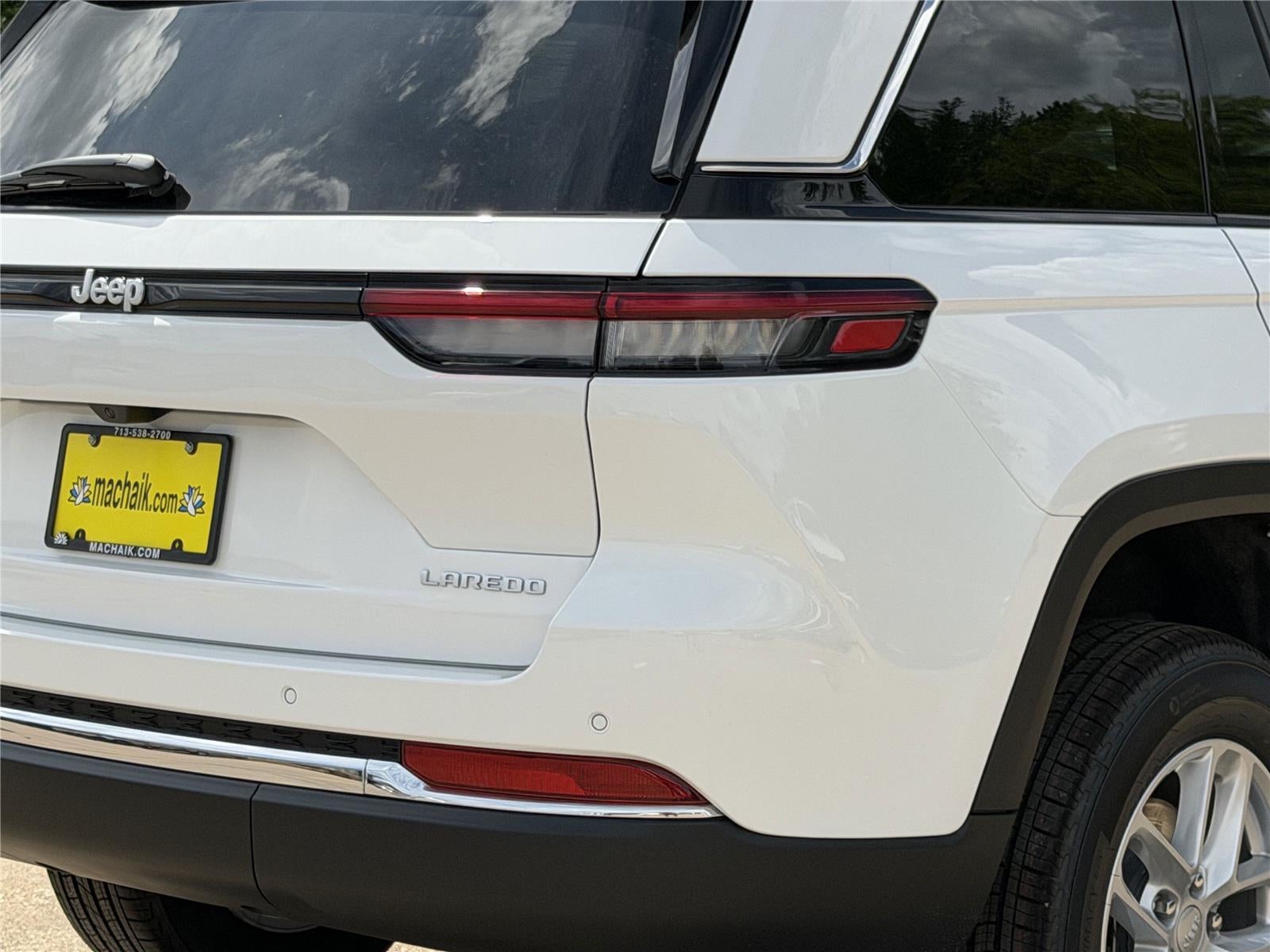 2026 Jeep Grand Cherokee Laredo