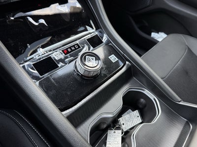 2025 Jeep Grand Cherokee GRAND CHEROKEE LAREDO X 4X2