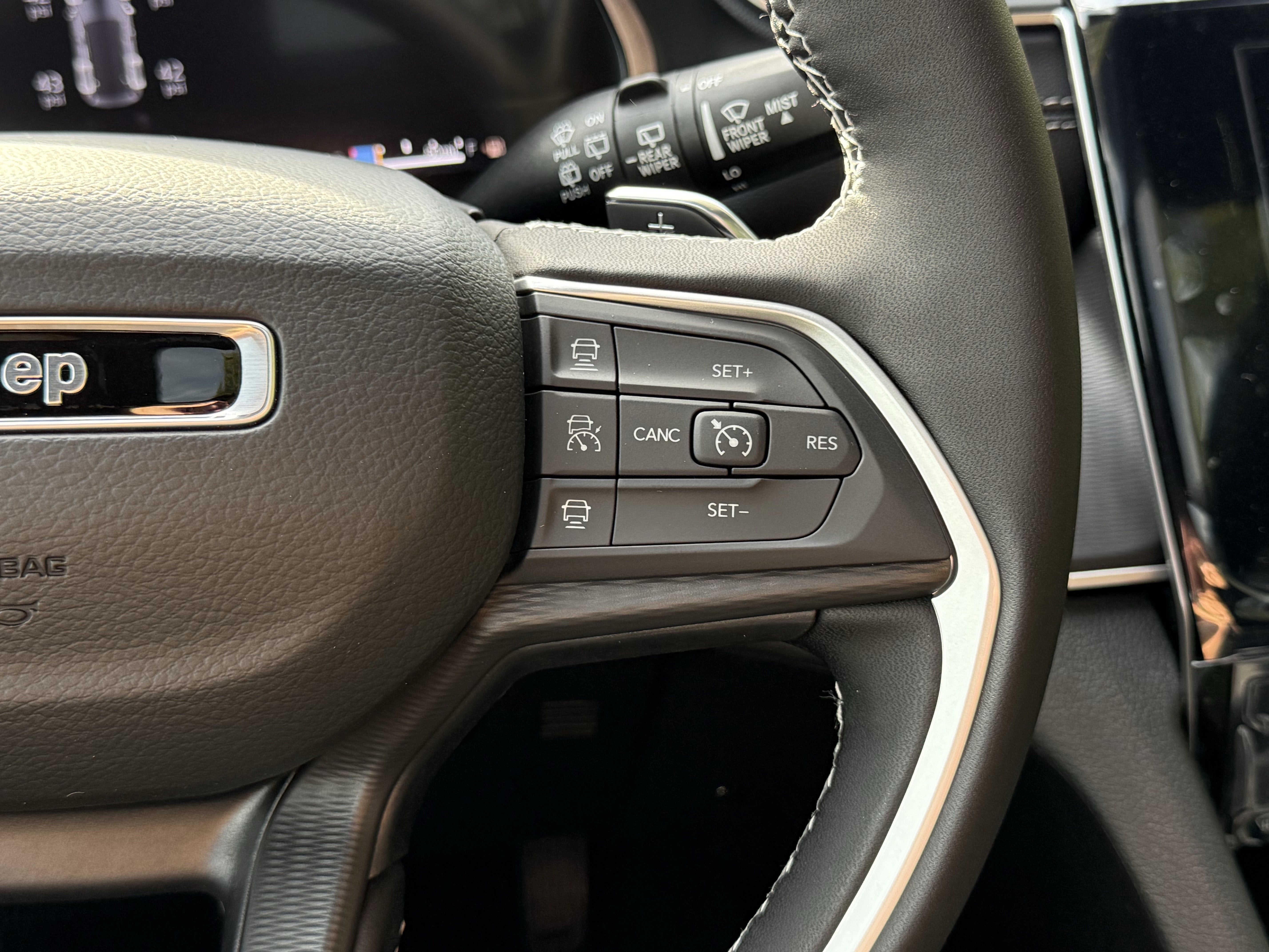 2025 Jeep Grand Cherokee GRAND CHEROKEE ALTITUDE X 4X2