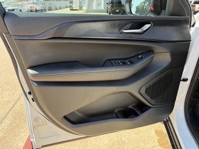 2025 Jeep Grand Cherokee GRAND CHEROKEE LAREDO X 4X2