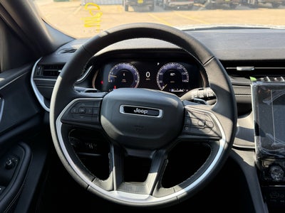 2025 Jeep Grand Cherokee GRAND CHEROKEE LAREDO X 4X2