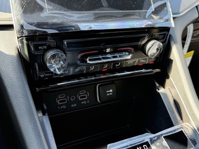 2025 Jeep Grand Cherokee GRAND CHEROKEE LAREDO X 4X2