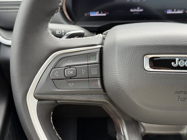 2026 Jeep Grand Cherokee GRAND CHEROKEE LAREDO X 4X2