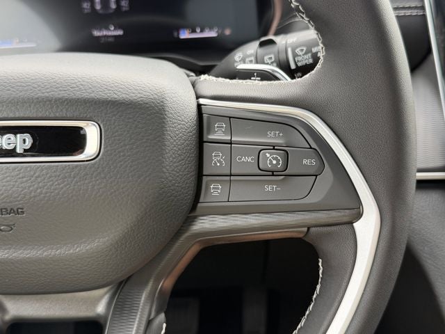 2026 Jeep Grand Cherokee GRAND CHEROKEE LAREDO X 4X2