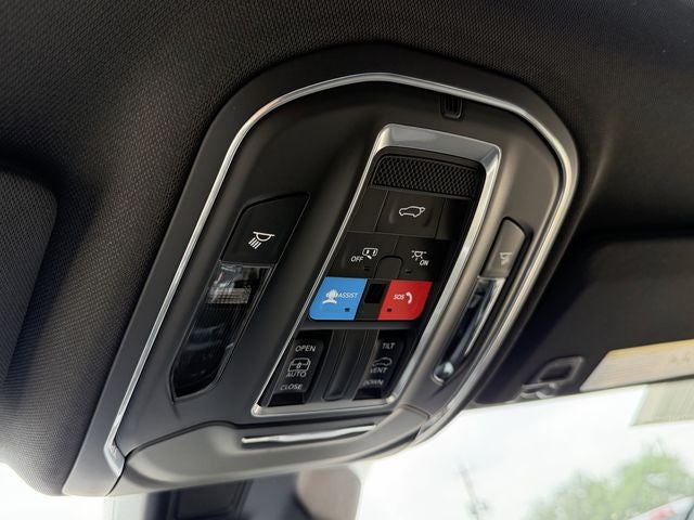 2026 Jeep Grand Cherokee GRAND CHEROKEE LAREDO X 4X2