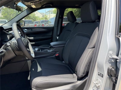 2026 Jeep Grand Cherokee GRAND CHEROKEE LAREDO 4X2