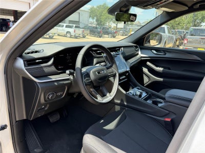 2026 Jeep Grand Cherokee GRAND CHEROKEE LAREDO 4X2