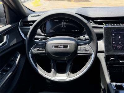 2026 Jeep Grand Cherokee GRAND CHEROKEE LAREDO 4X2