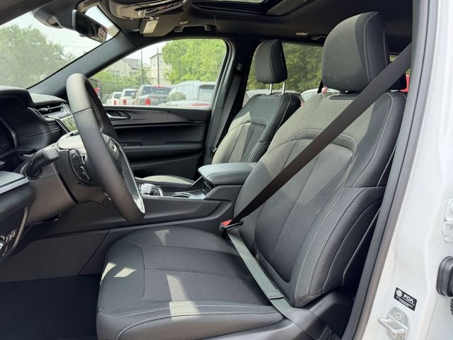 2026 Jeep Grand Cherokee GRAND CHEROKEE LAREDO X 4X2