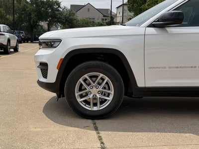 2026 Jeep Grand Cherokee GRAND CHEROKEE LAREDO X 4X2