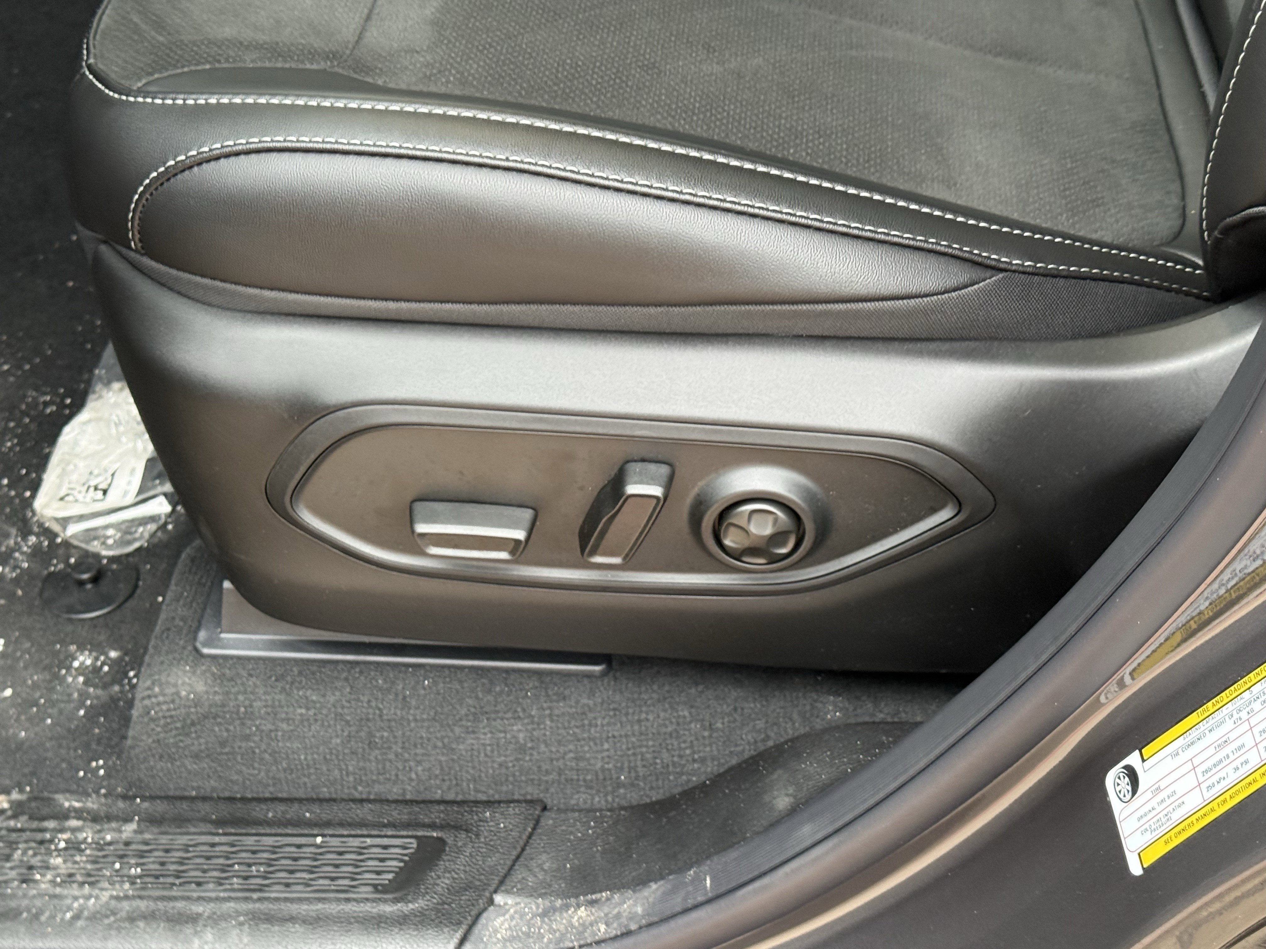 2025 Jeep Grand Cherokee GRAND CHEROKEE ALTITUDE X 4X2