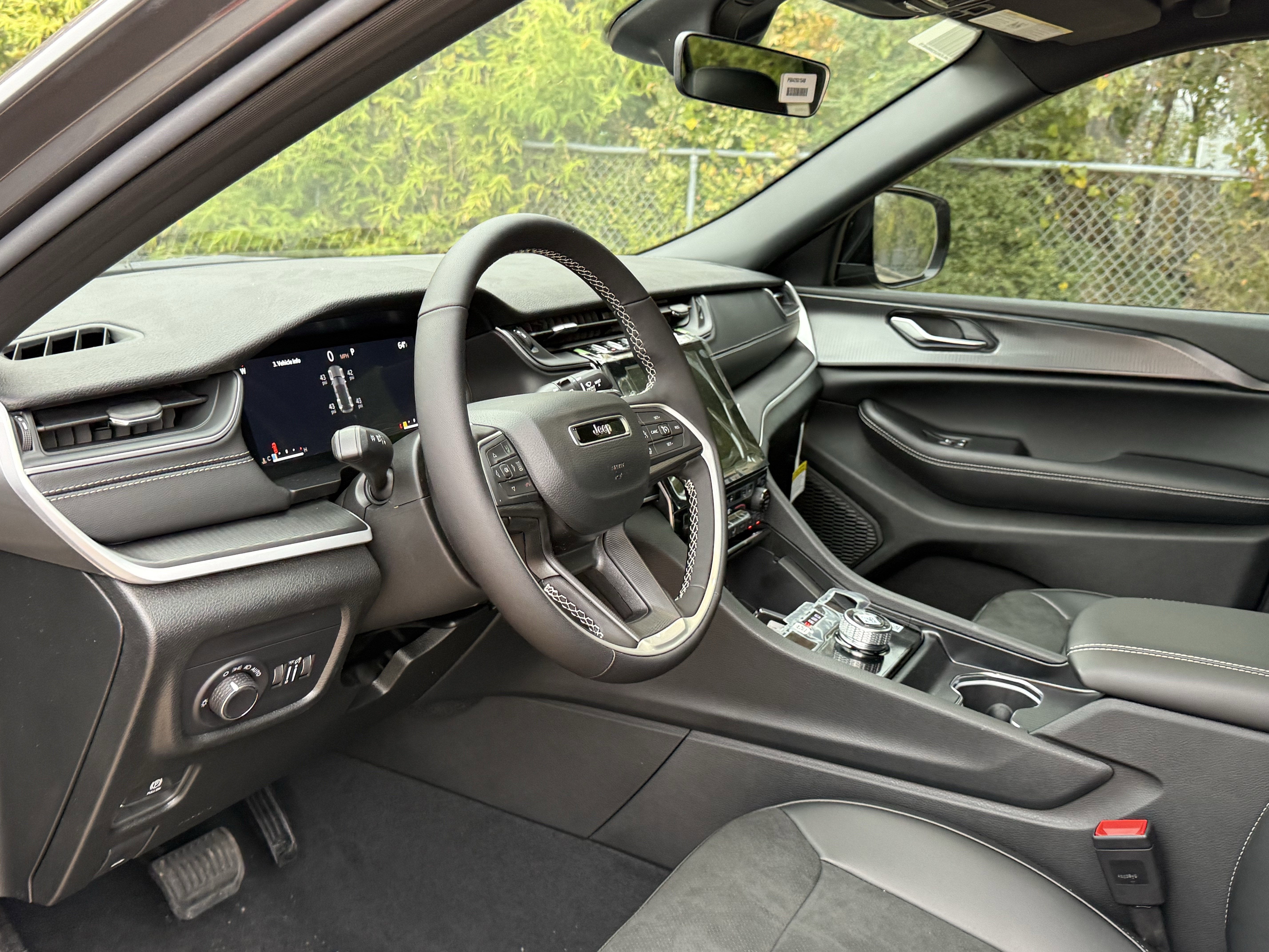 2025 Jeep Grand Cherokee GRAND CHEROKEE ALTITUDE X 4X2