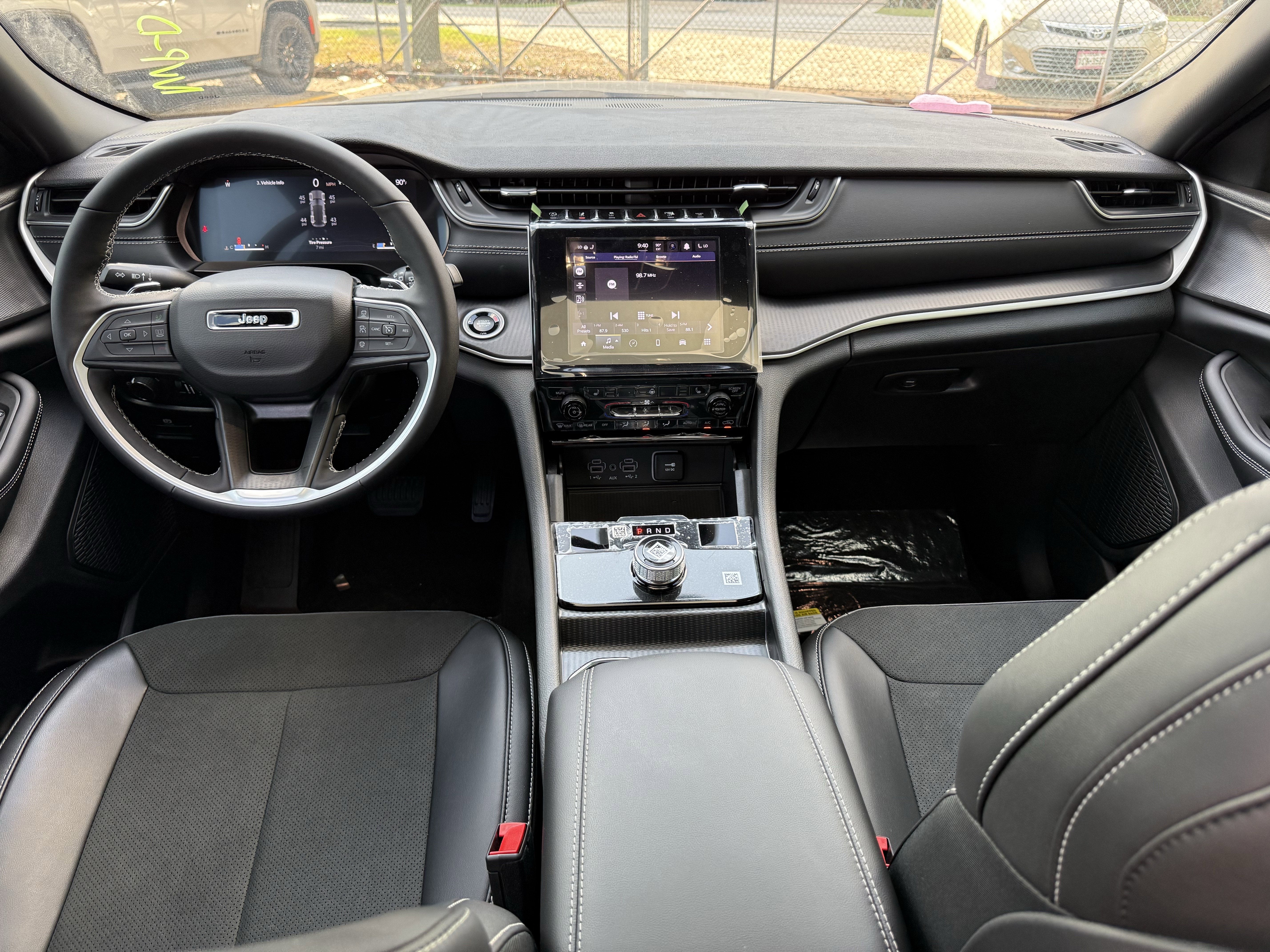 2025 Jeep Grand Cherokee GRAND CHEROKEE ALTITUDE X 4X2