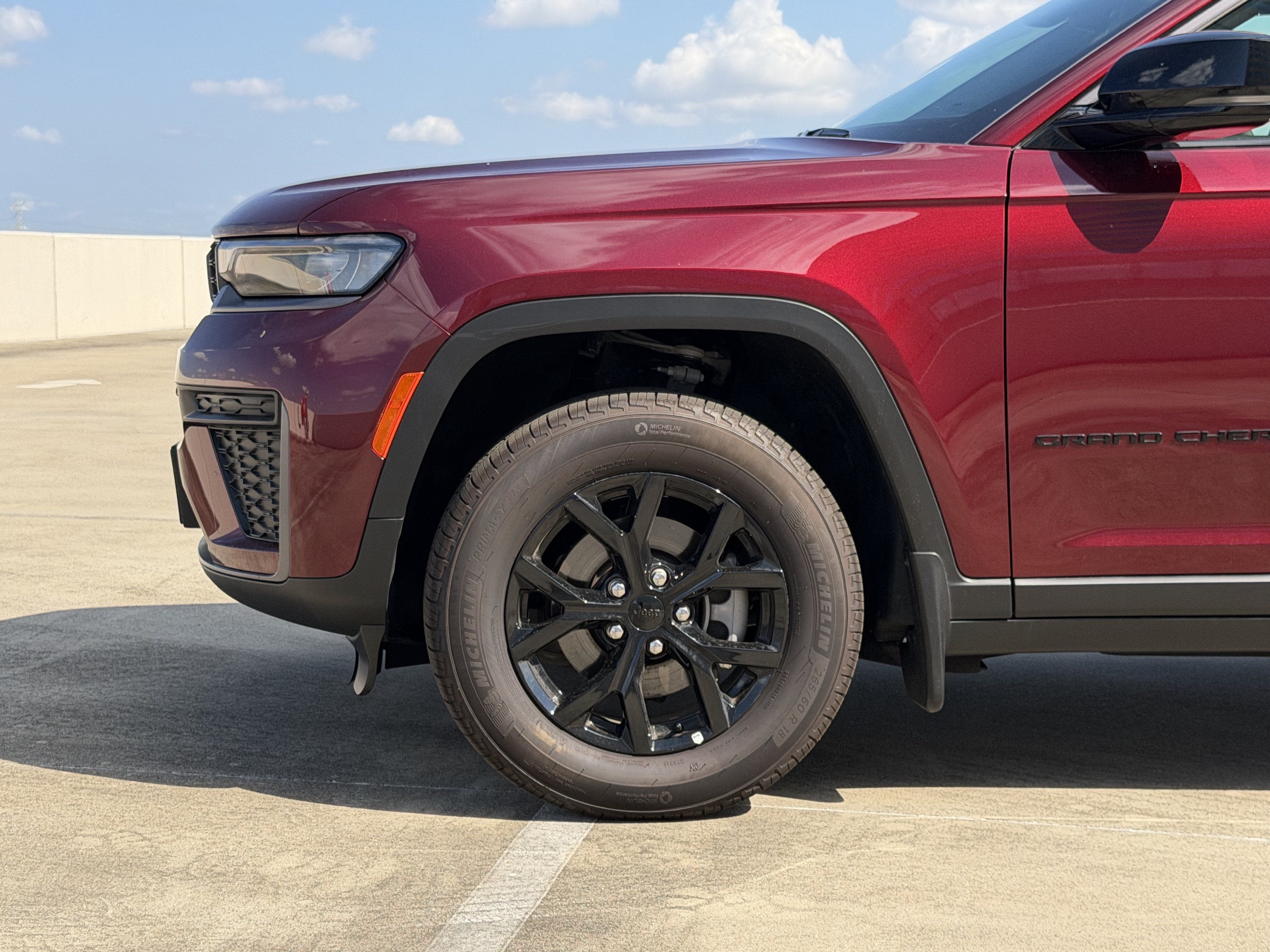 2026 Jeep Grand Cherokee Laredo Altitude
