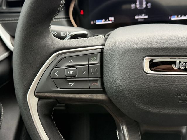 2026 Jeep Grand Cherokee GRAND CHEROKEE LAREDO ALTITUDE 4X2