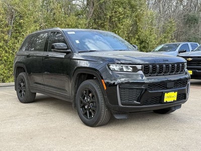 2026 Jeep Grand Cherokee GRAND CHEROKEE LAREDO ALTITUDE 4X2