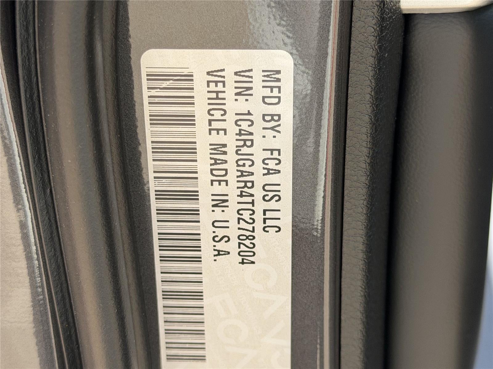 2026 Jeep Grand Cherokee Laredo Altitude