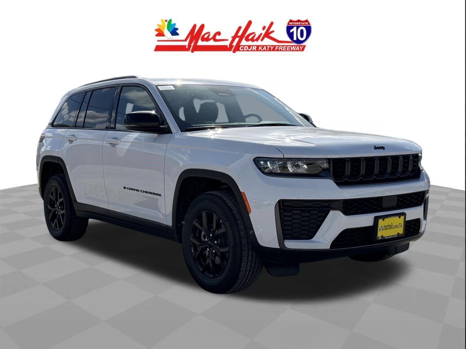2026 Jeep Grand Cherokee Laredo Altitude