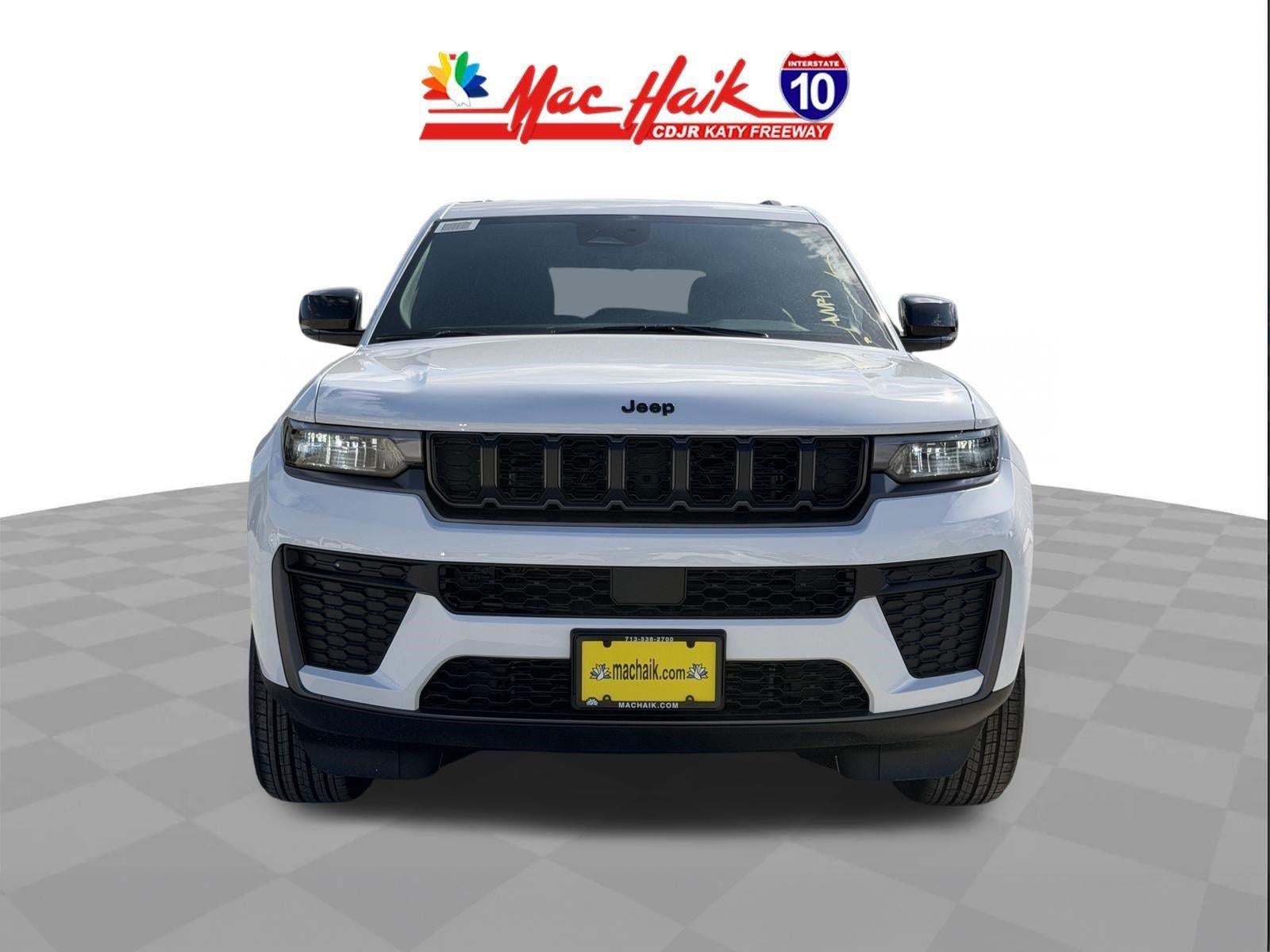 2026 Jeep Grand Cherokee Laredo Altitude