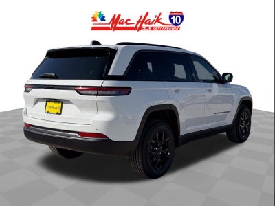 2026 Jeep Grand Cherokee Laredo Altitude