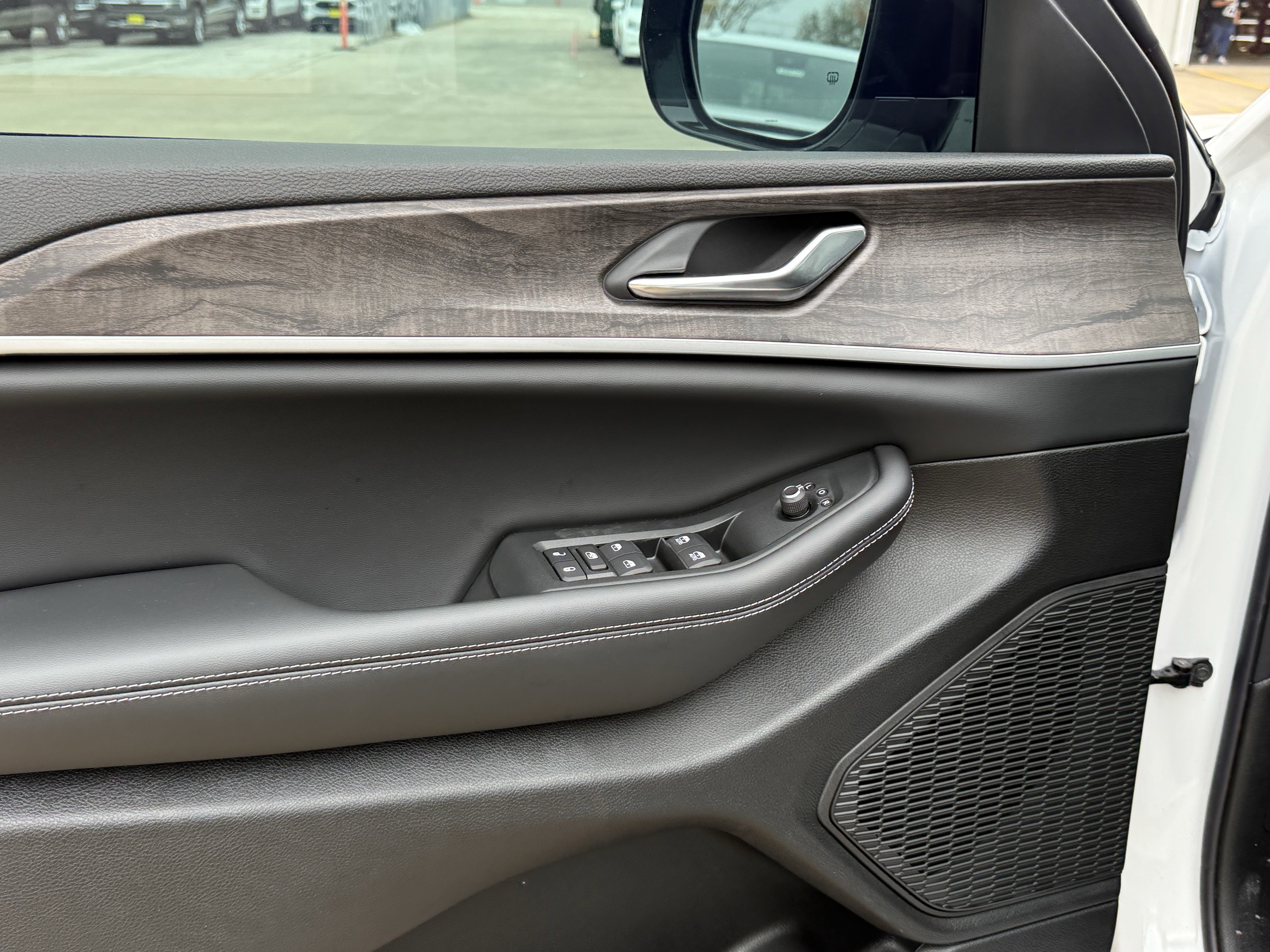 2026 Jeep Grand Cherokee GRAND CHEROKEE ALTITUDE 4X2