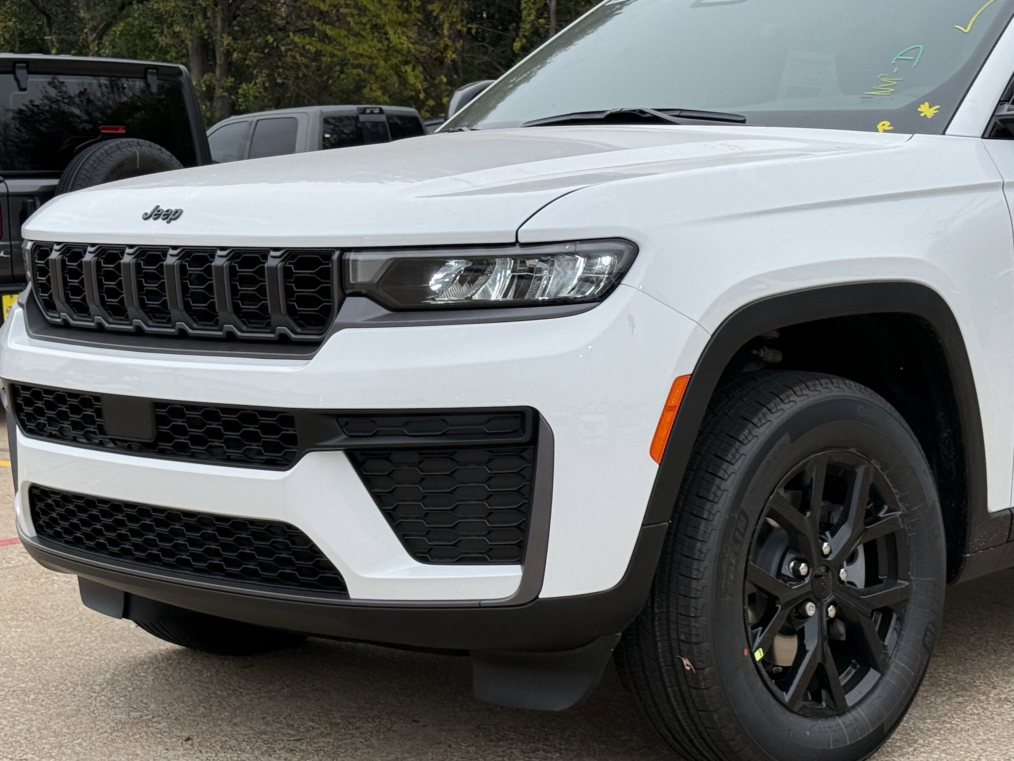 2026 Jeep Grand Cherokee GRAND CHEROKEE ALTITUDE 4X2