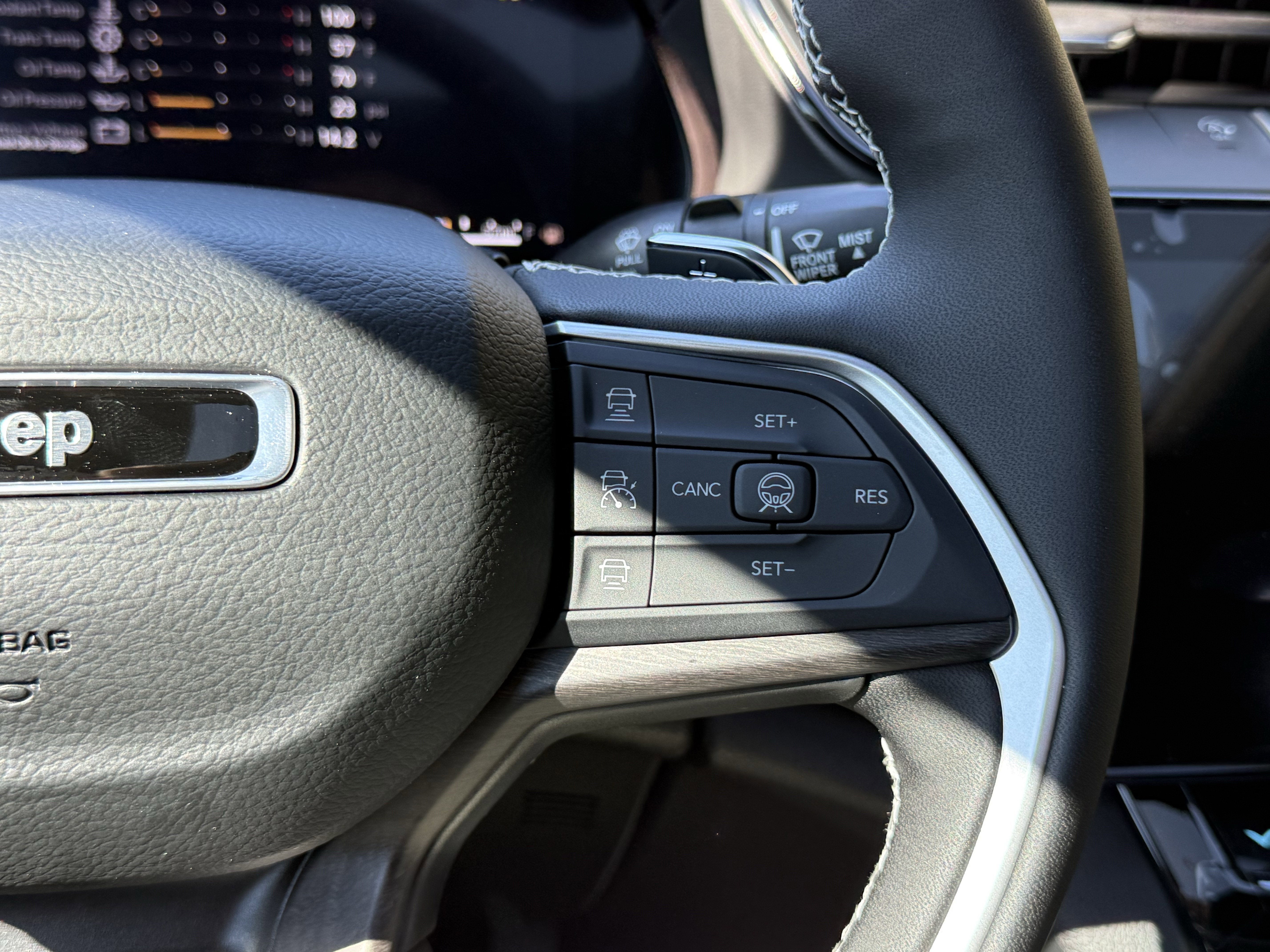 2026 Jeep Grand Cherokee GRAND CHEROKEE LAREDO ALTITUDE 4X2