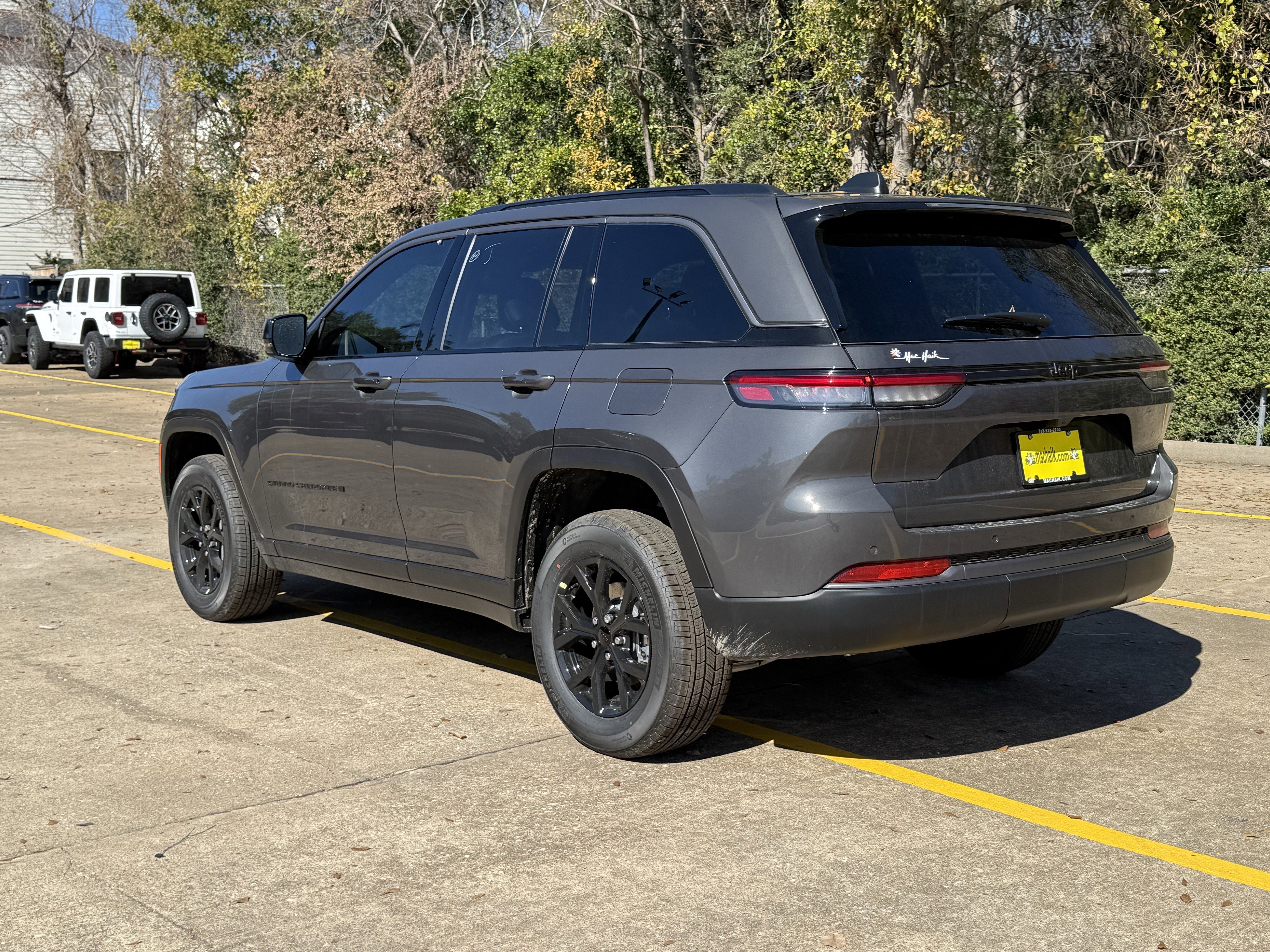 2026 Jeep Grand Cherokee GRAND CHEROKEE LAREDO ALTITUDE 4X2