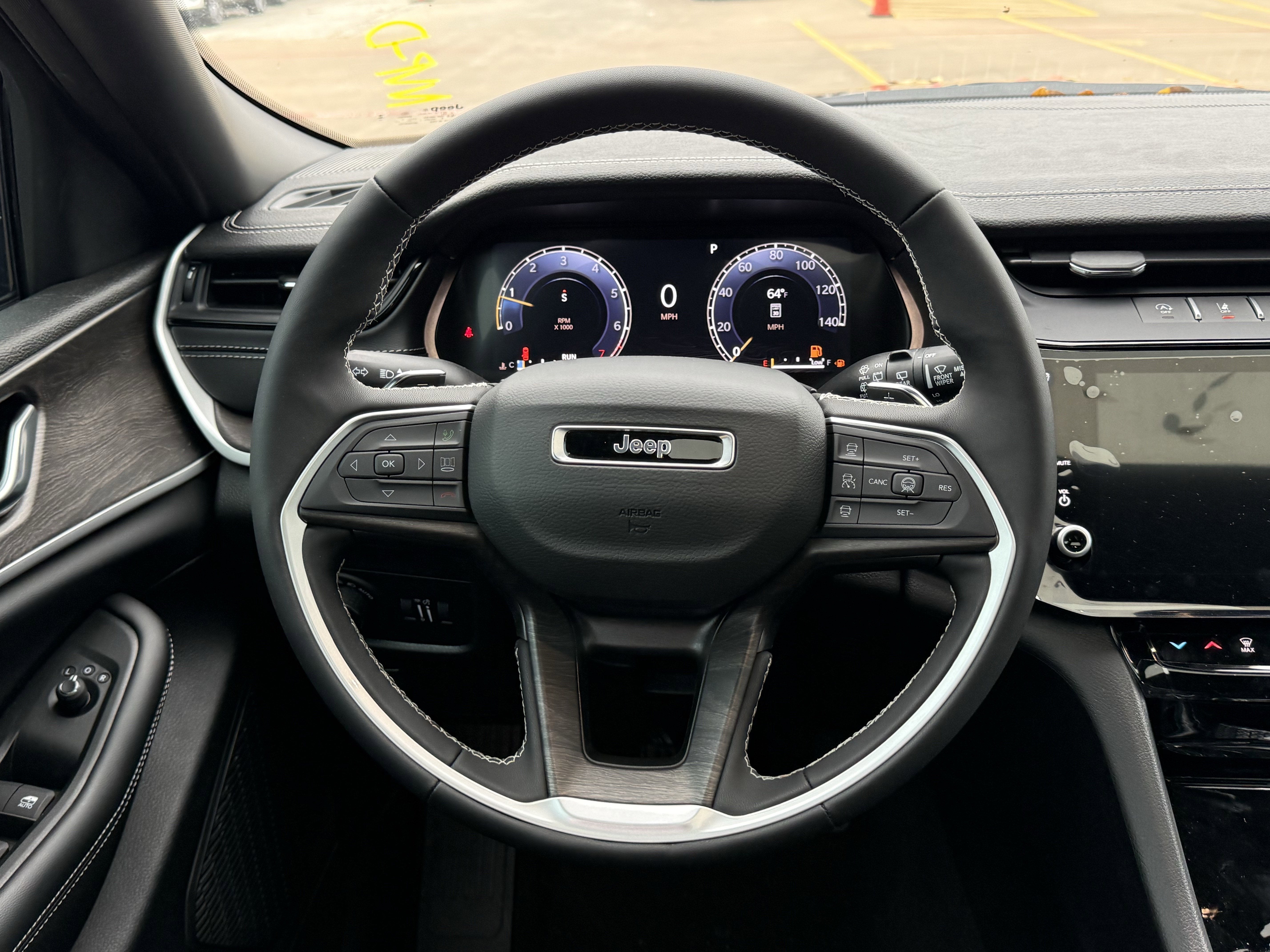 2026 Jeep Grand Cherokee GRAND CHEROKEE ALTITUDE 4X2