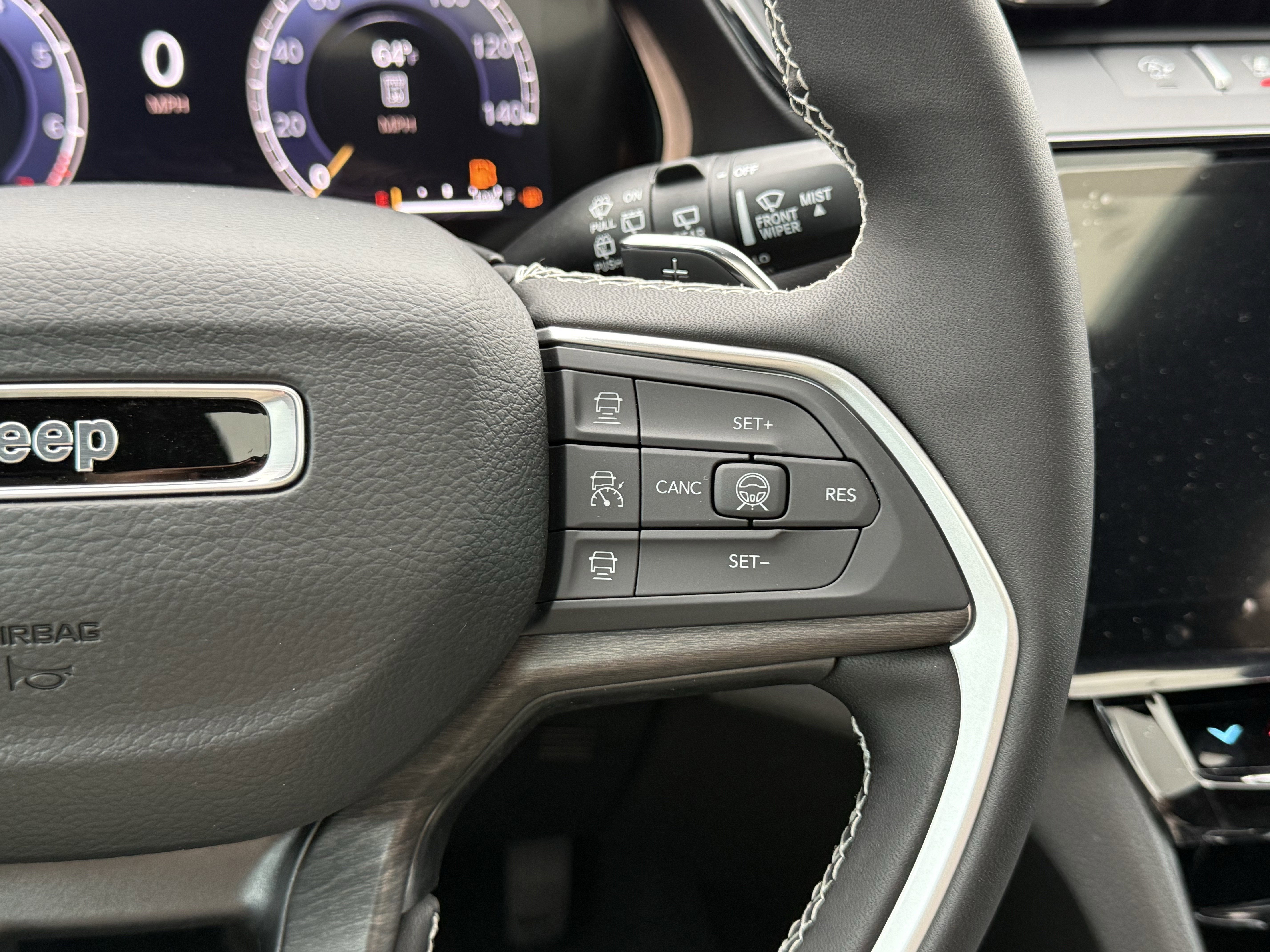 2026 Jeep Grand Cherokee GRAND CHEROKEE ALTITUDE 4X2