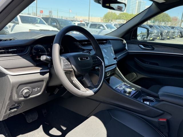 2026 Jeep Grand Cherokee GRAND CHEROKEE LAREDO ALTITUDE 4X2