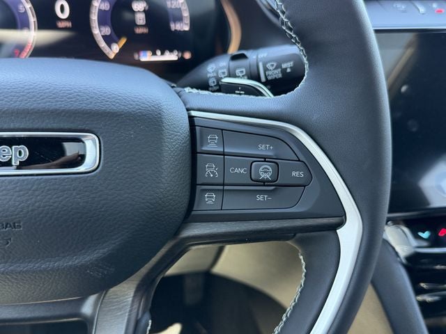 2026 Jeep Grand Cherokee GRAND CHEROKEE LAREDO ALTITUDE 4X2