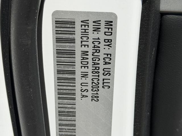2026 Jeep Grand Cherokee GRAND CHEROKEE LAREDO ALTITUDE 4X2