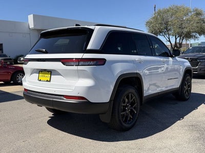 2026 Jeep Grand Cherokee GRAND CHEROKEE LAREDO ALTITUDE 4X2