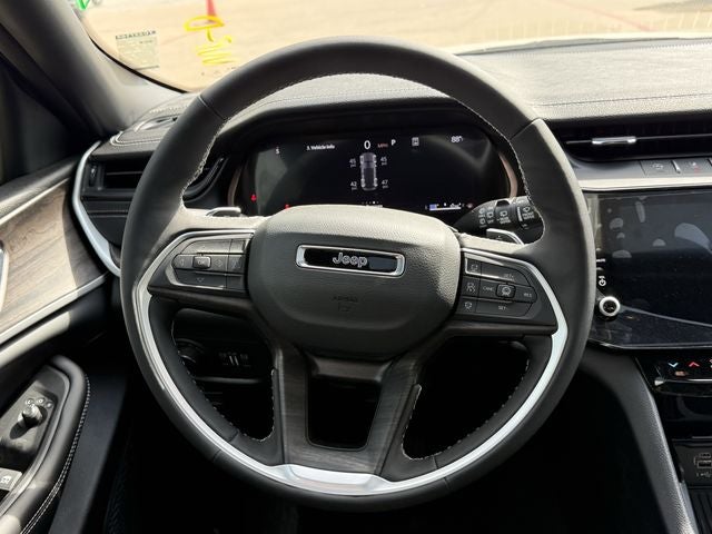 2026 Jeep Grand Cherokee GRAND CHEROKEE LAREDO ALTITUDE 4X2