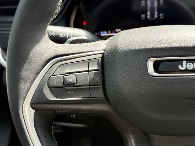 2026 Jeep Grand Cherokee GRAND CHEROKEE LAREDO ALTITUDE 4X2