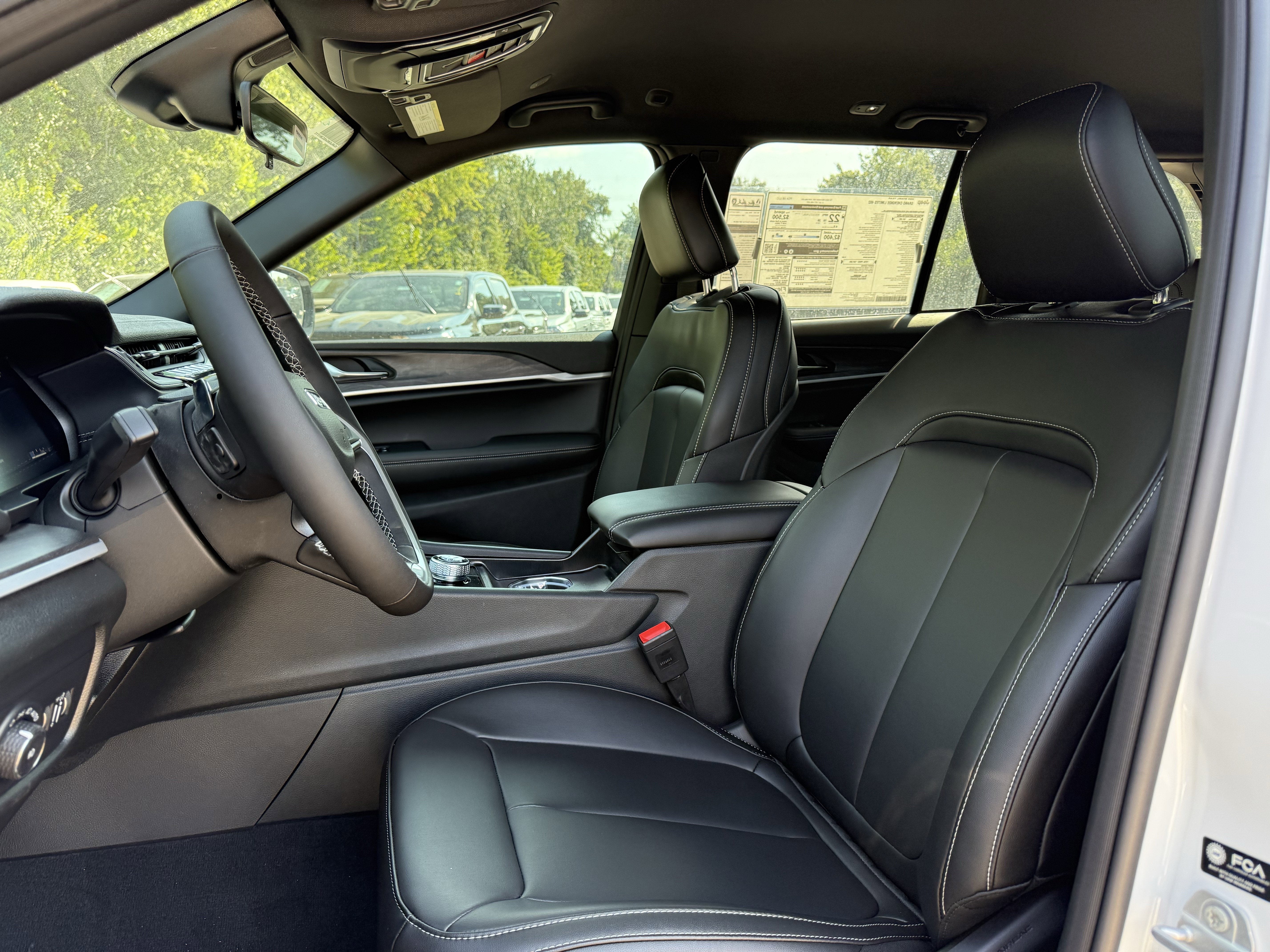 2025 Jeep Grand Cherokee GRAND CHEROKEE LIMITED 4X2