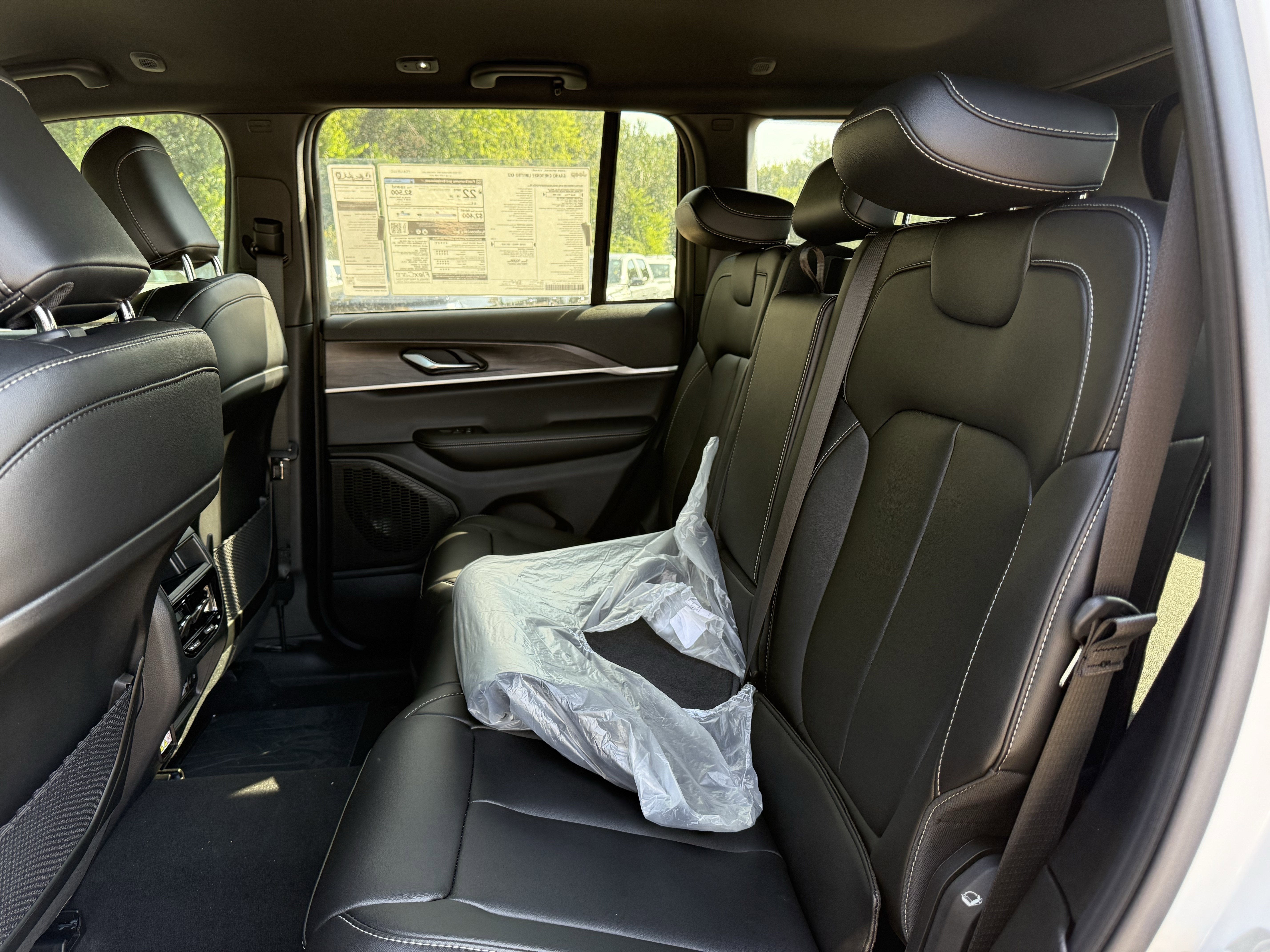 2025 Jeep Grand Cherokee GRAND CHEROKEE LIMITED 4X2